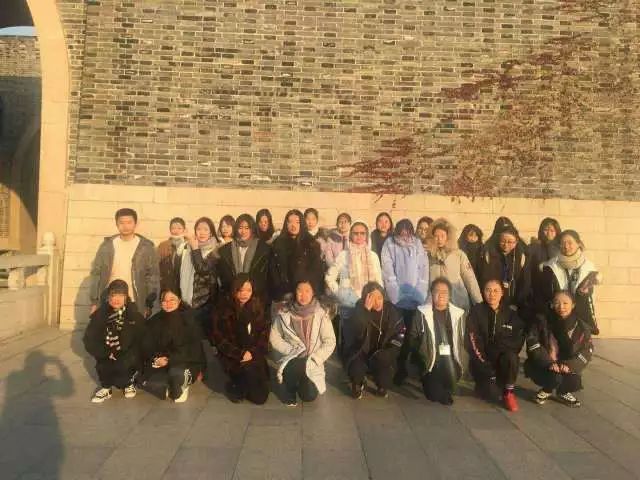 苏州评弹学校组织参观苏州城墙博物馆